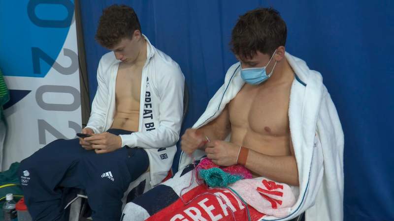 British diver Tom Daley leaves Tokyo in stitches, and with a gold medal