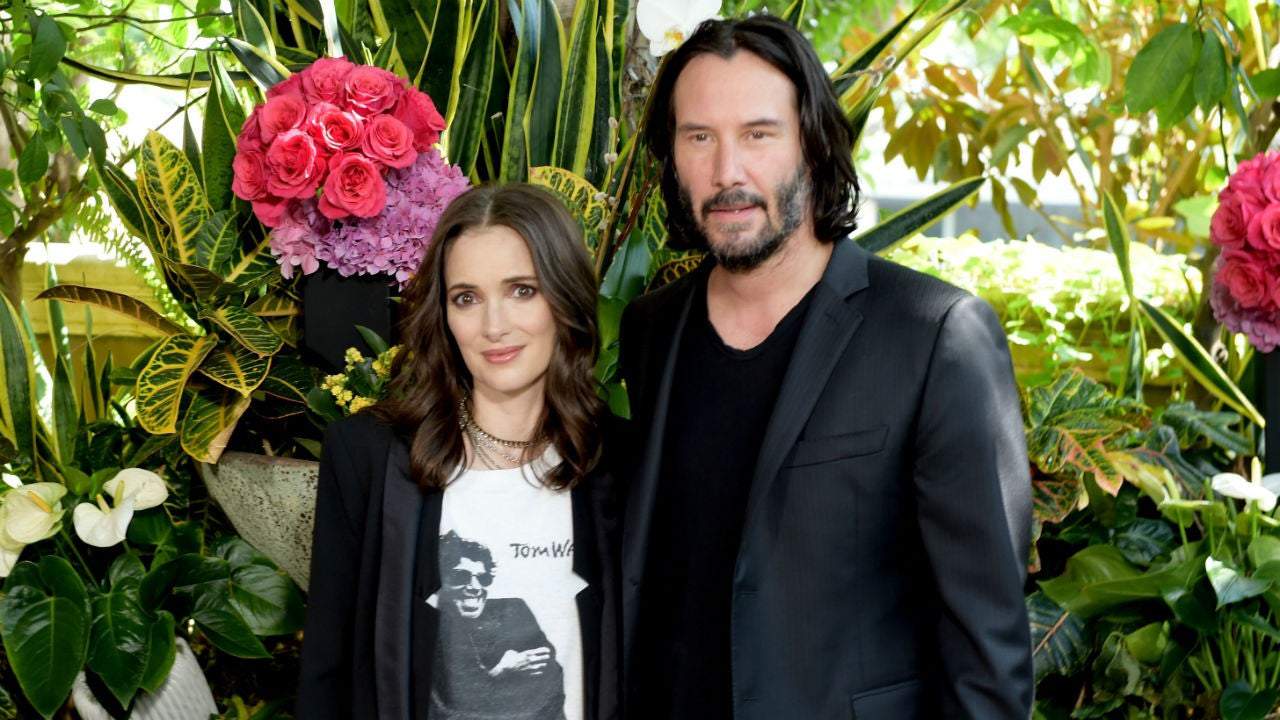 Winona Ryder Says Keanu Reeves Refused Direction to Yell at Her on 'Dracula' Set