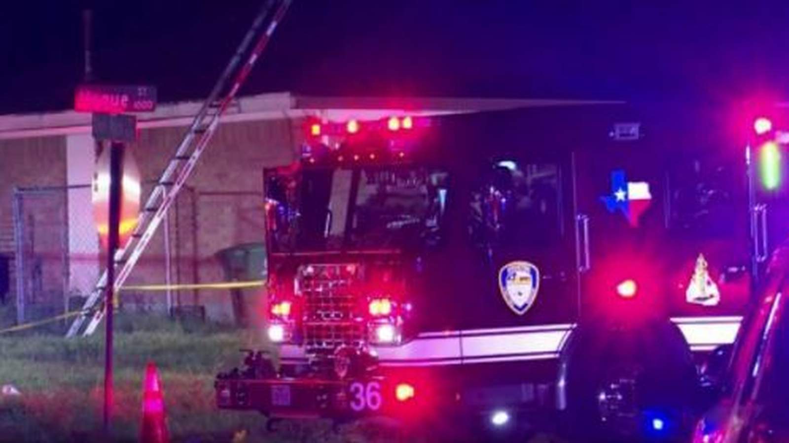 Man found dead with gunshot wounds in burning home in SE Houston, police say