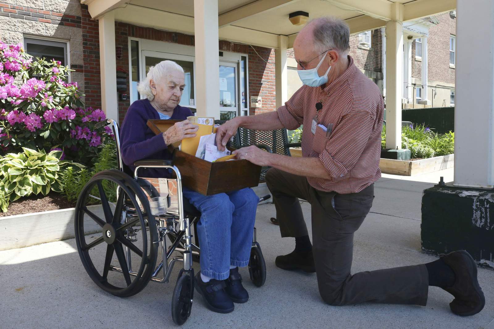 Texas to allow limited visitation in nursing homes with no active coronavirus cases
