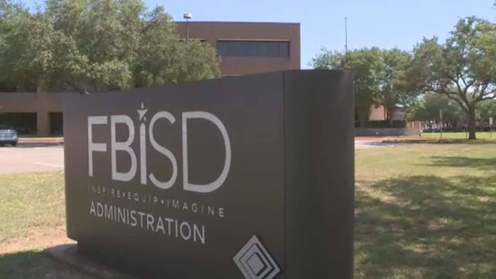 Fort Bend ISD issues warning about lookalike district website; What users need to know