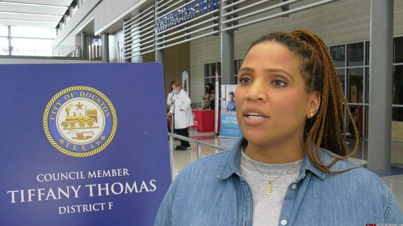 Councilmember Tiffany Thomas hosts career fair in Alief to improve access to good-paying jobs