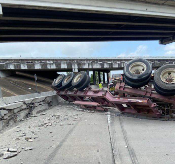 Crash involving heavy truck closes Gulf Freeway connector ramp to I-610 eastbound, could take several hours to clear