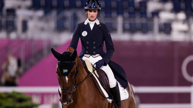 Crowdfunding, day jobs help equestrians pay high costs of competition