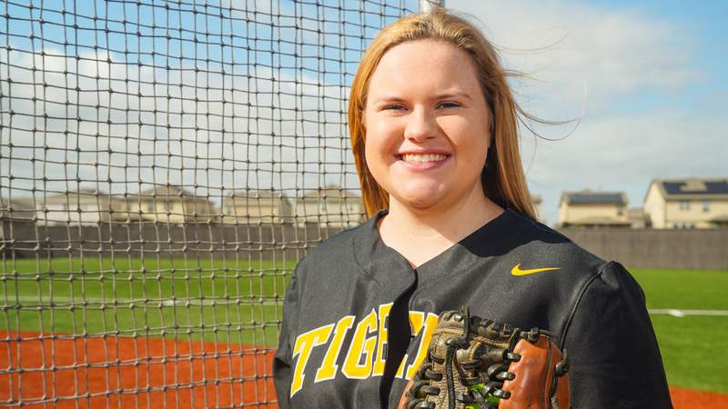 Freddy's Fan Poll: VYPE Houston Private School Softball Player of the Year