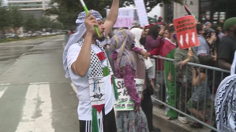 Hundreds show up for Pro-Palestine rally held in Houston’s Galleria area