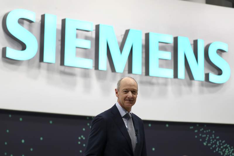 Rebounding global economy helps fill order book at Siemens