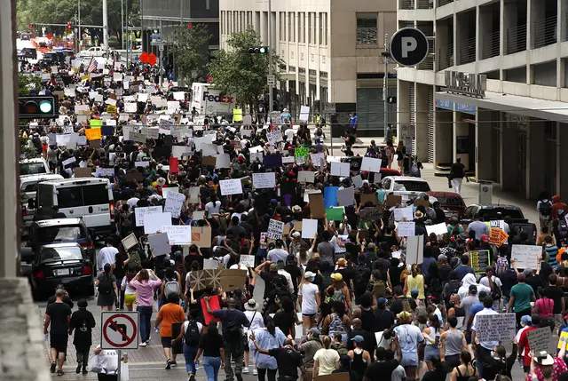 A weekend of protest and mourning: George Floyds death spurs demonstrations in Texas cities