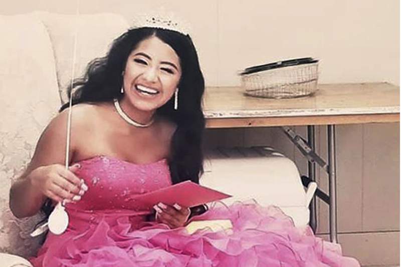 Miami women surprise homeless teen with magical quinceañera