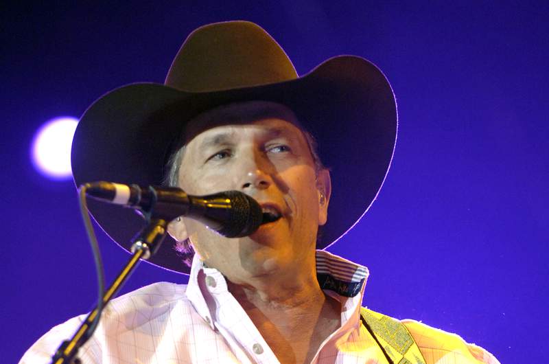 George Strait tickets sell out in 10 minutes, Rodeo rep says