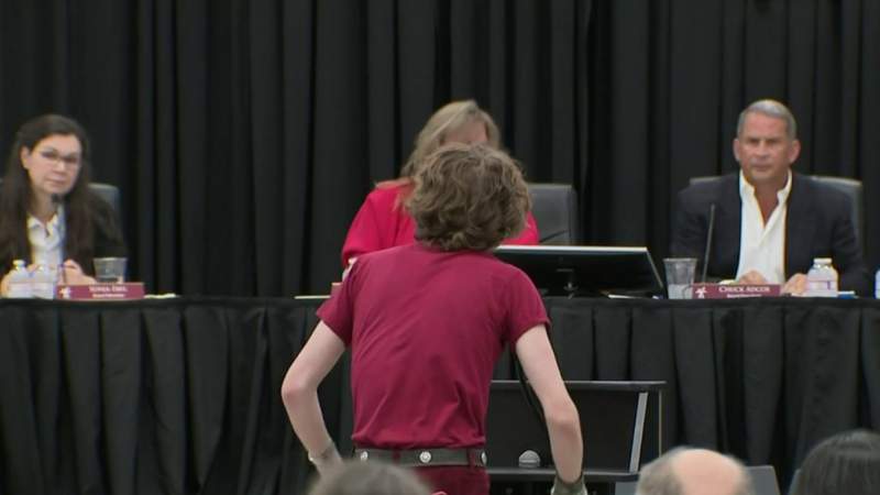 Students, parents raise concern over dress code policy at Magnolia ISD