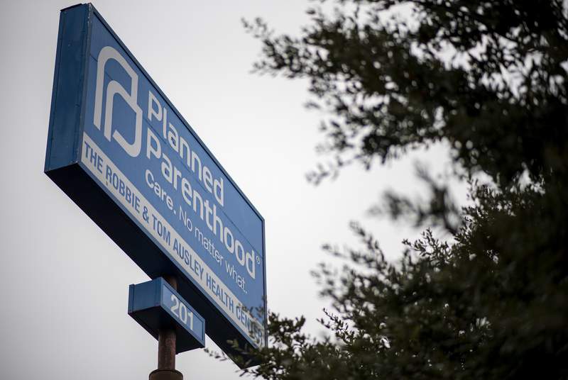 Planned Parenthood asks Texas Supreme Court to allow more than a dozen cases against Texas’ abortion law to resume