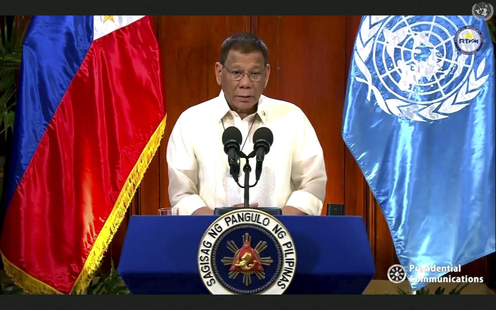 In UN speech, Duterte defends drug war but tempers tone