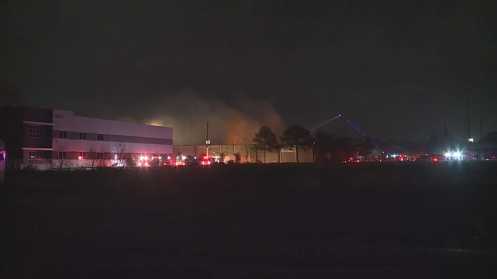 GALLERY: Firefighters battle blazes at unoccupied warehouse in northwest Houston, officials say