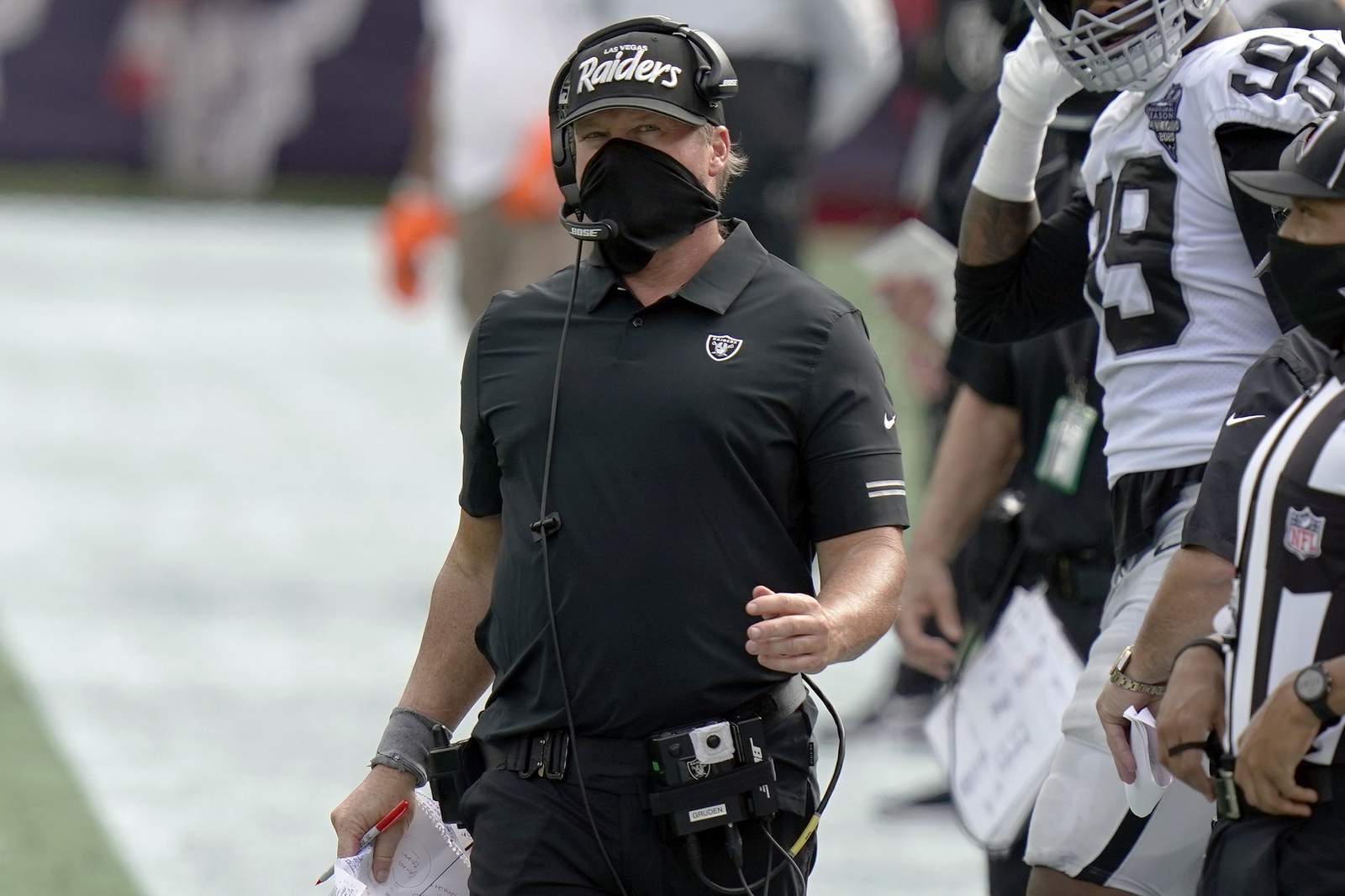 Gruden: Raiders players made 'mistake' not wearing masks