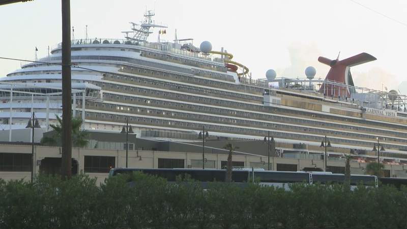 Carnival Vista implements new mask policy after cruise ship reports ‘small number’ of COVID-19 cases
