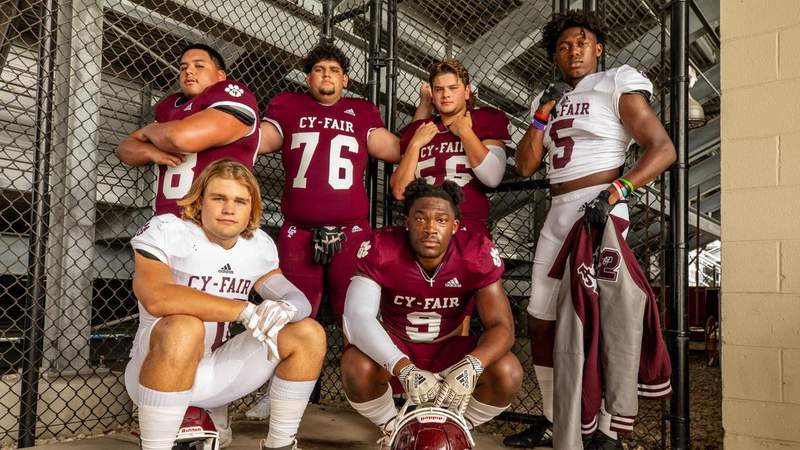 VYPE Football 2021 Preview: District 17-6A