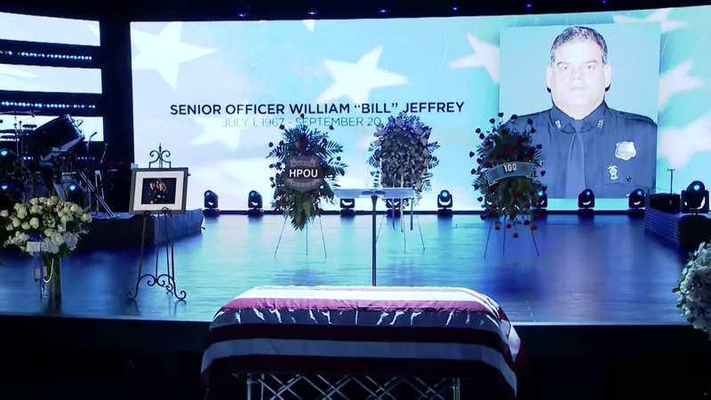 Family, friends honor HPD Officer William ‘Bill’ Jeffrey during funeral service at Grace Church