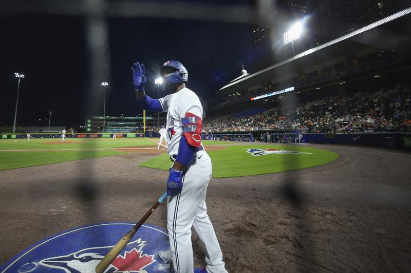 LEADING OFF: Jays finish up in Buffalo, Pads-Braves twinbill