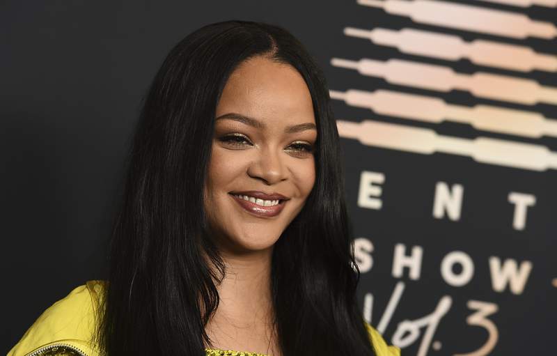 LeBron James Rihanna Share Adorable Moment At Louis Vuitton Show