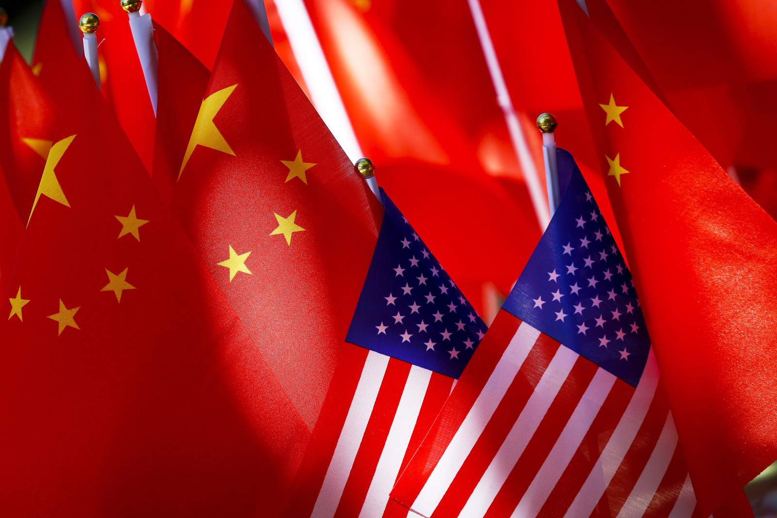 China sanctions 11 US politicians, heads of organizations