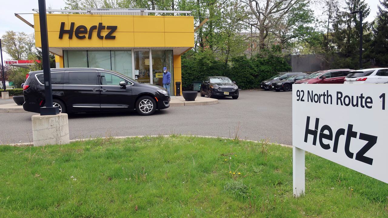 Hertz selling 182K trucks and SUVS under market value after filing for bankruptcy due to coronavirus pandemic