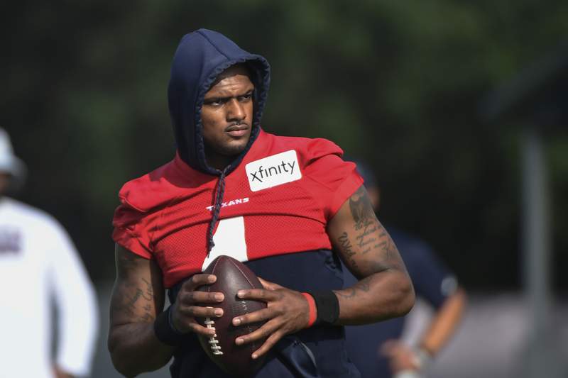 Deshaun Watson remains on Texans’ roster while Keke Coutee, Jonathan Owens cut from team