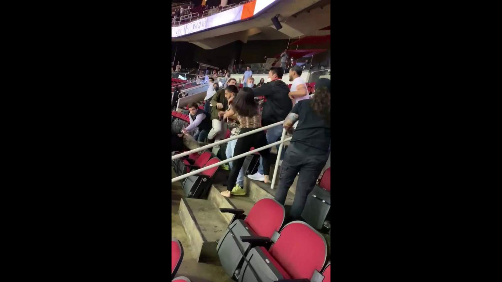 VIDEO: Fight breaks out between Rockets, Spurs fans at game in Houston
