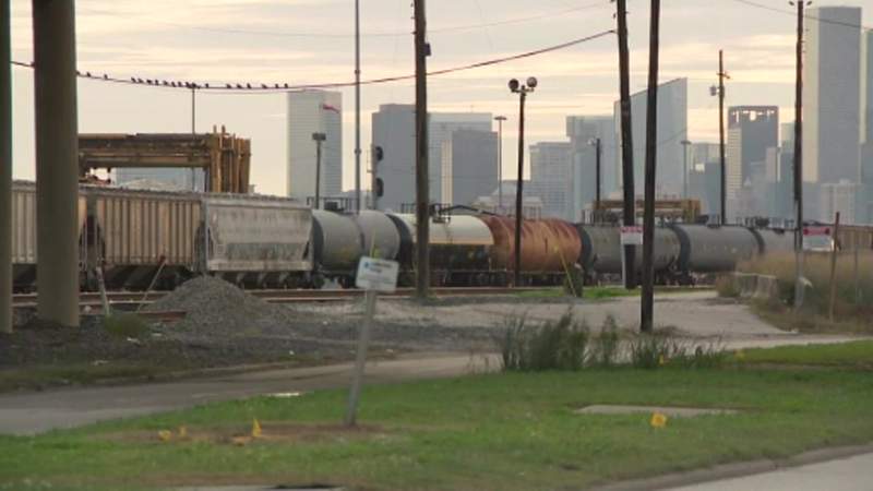 Dozens file lawsuit against railroad company after another dangerous chemical found in groundwater in 5th Ward