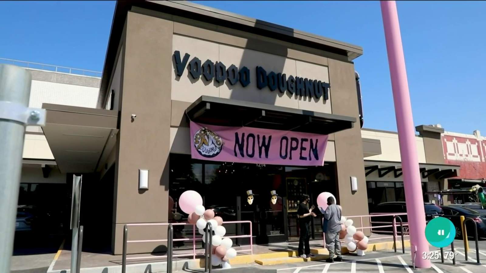 VooDoo Doughnut opens brand new Montrose location, open 24/7