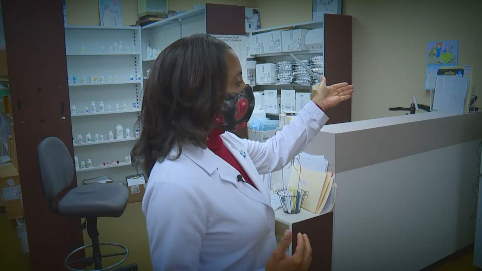 Missouri City pharmacy prepares to receive Moderna vaccine this week