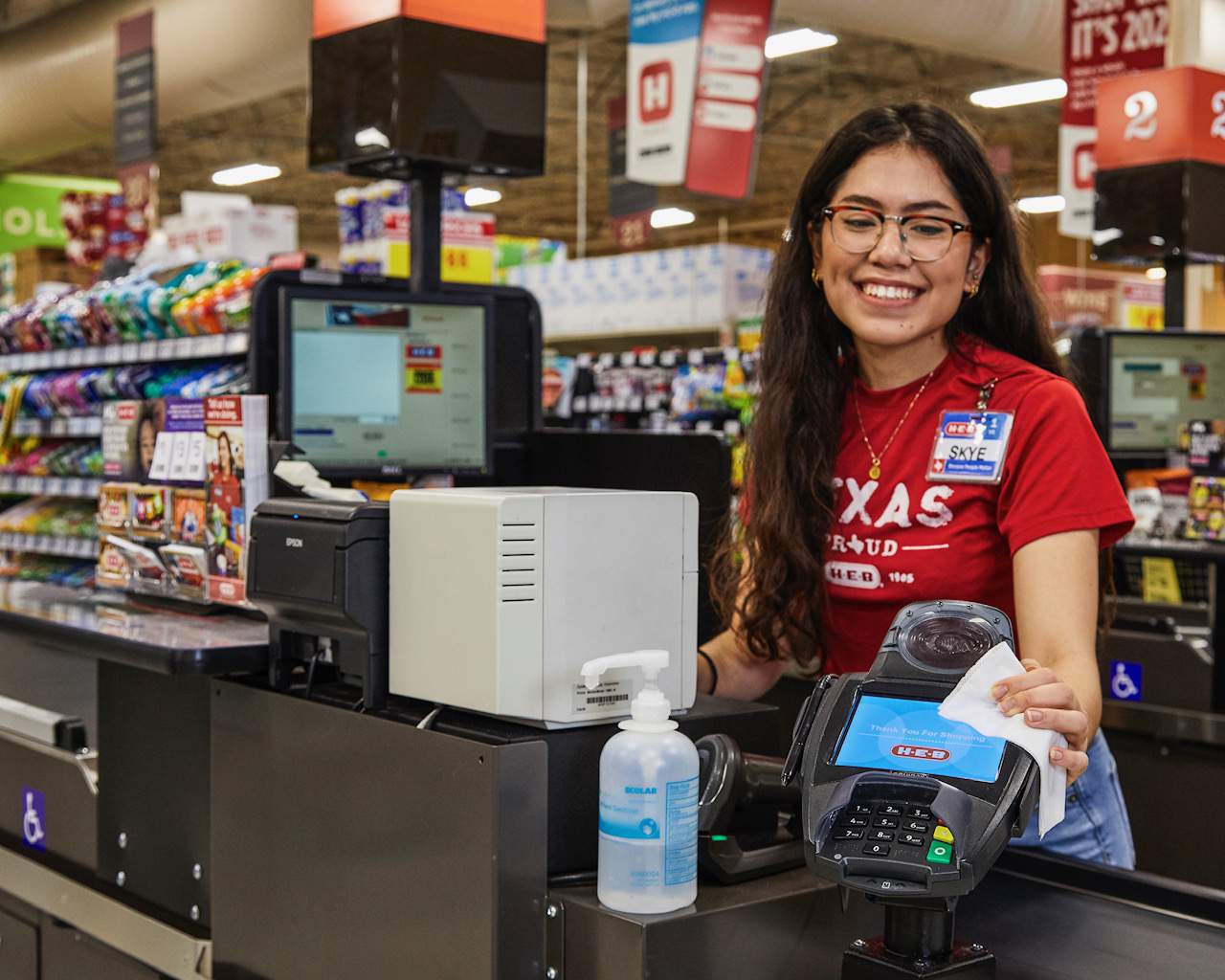 H-E-B will extend $2-per-hour pay raise for all employees