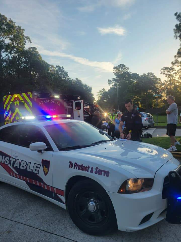 10-year-old boy struck by vehicle while riding bicycle in Atascocita, deputies say