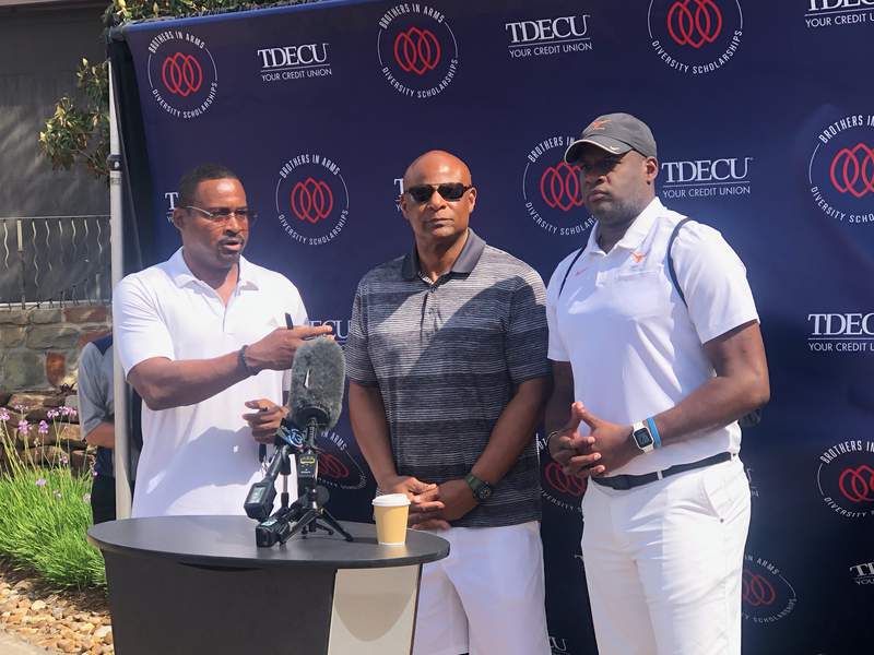 Warren Moon, Vince Young, and Andre Ware team up for a good cause