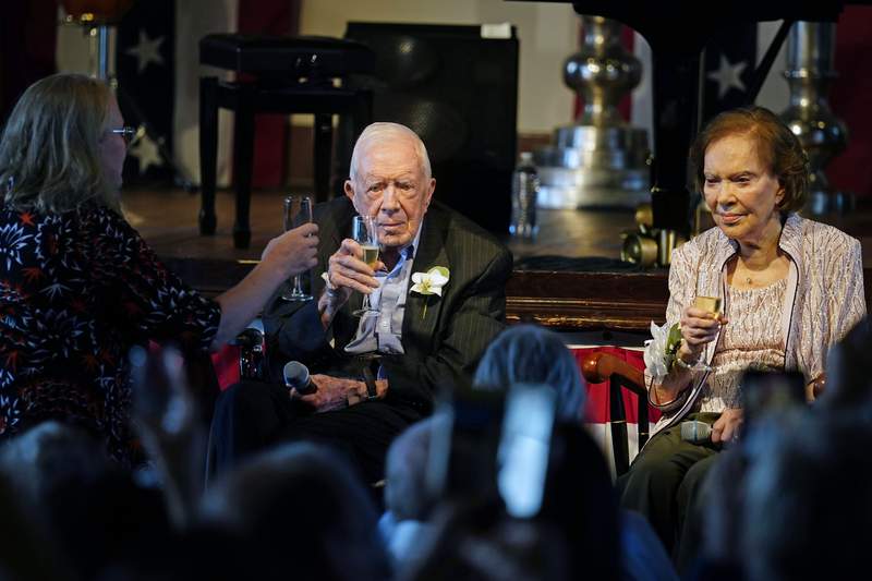 Jimmy Carter, wife Rosalynn celebrate 75 years of marriage