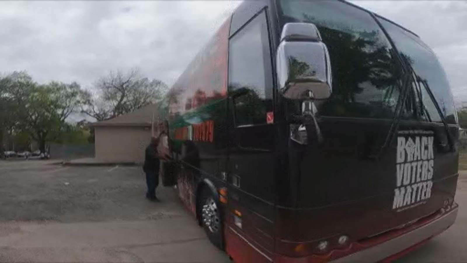 Black Voters Matter ‘Blackest Bus Tour’ makes stop in Houston to encourage voting in Black and Latino communities