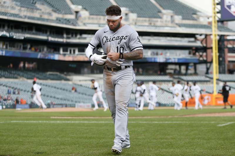 White Sox lose to Tigers, putting AL Central clinch on hold