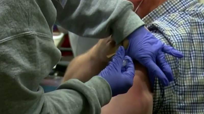 Houston City Council members approve incentives of up to $150 for COVID-19 vaccinations