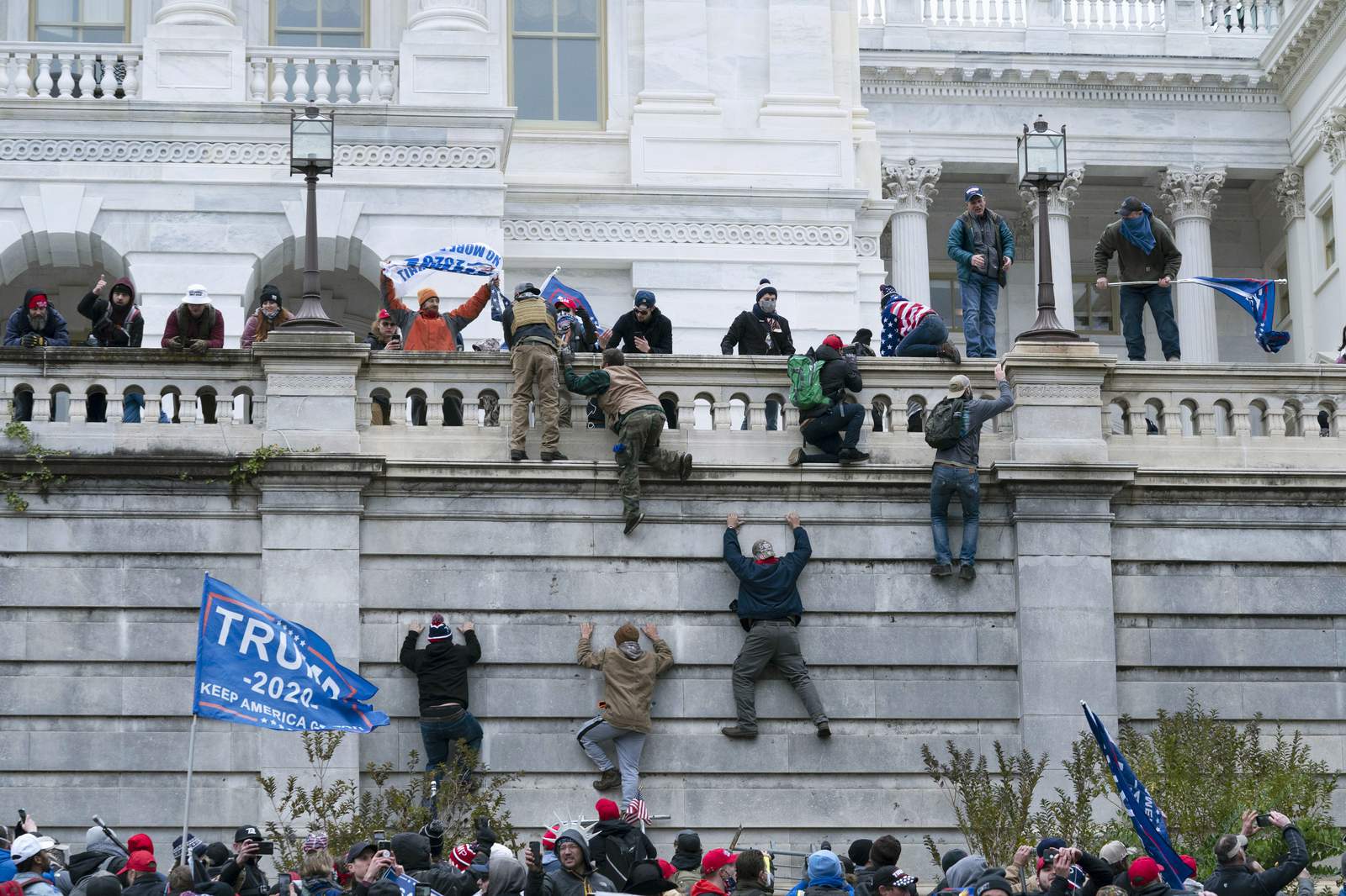 PHOTOS: This is what it looked like as protesters stormed the US Capitol