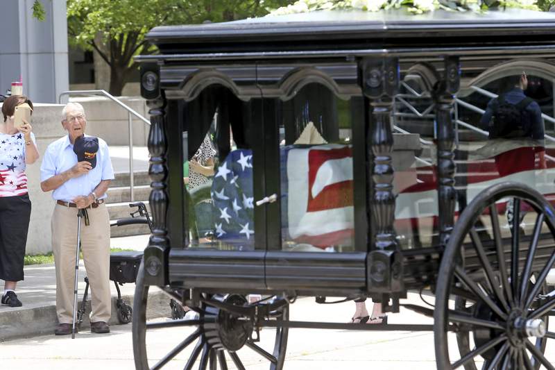 Final parade: Ex-Gov. Edwards carried to funeral site