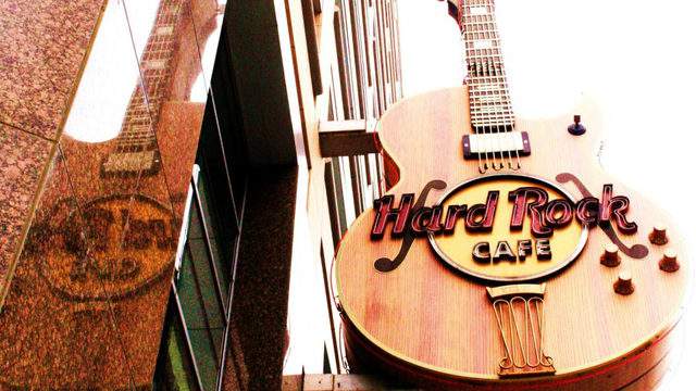 Hard Rock Caf's downtown Houston location closes