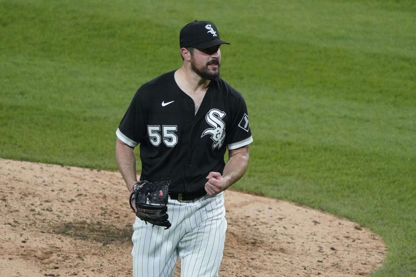 White Sox LHP Rodón loses perfect game on HBP in 9th