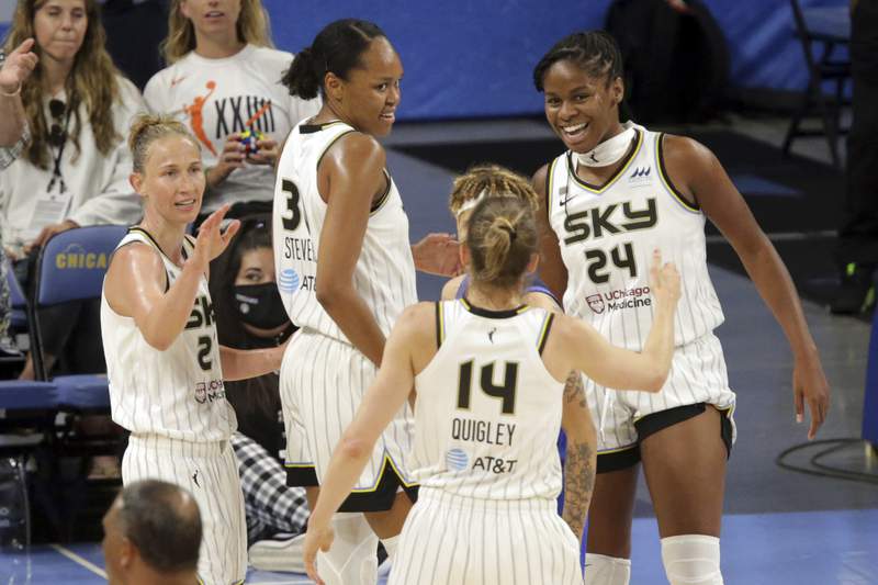 Finally healthy, Chicago Sky climbing WNBA standings