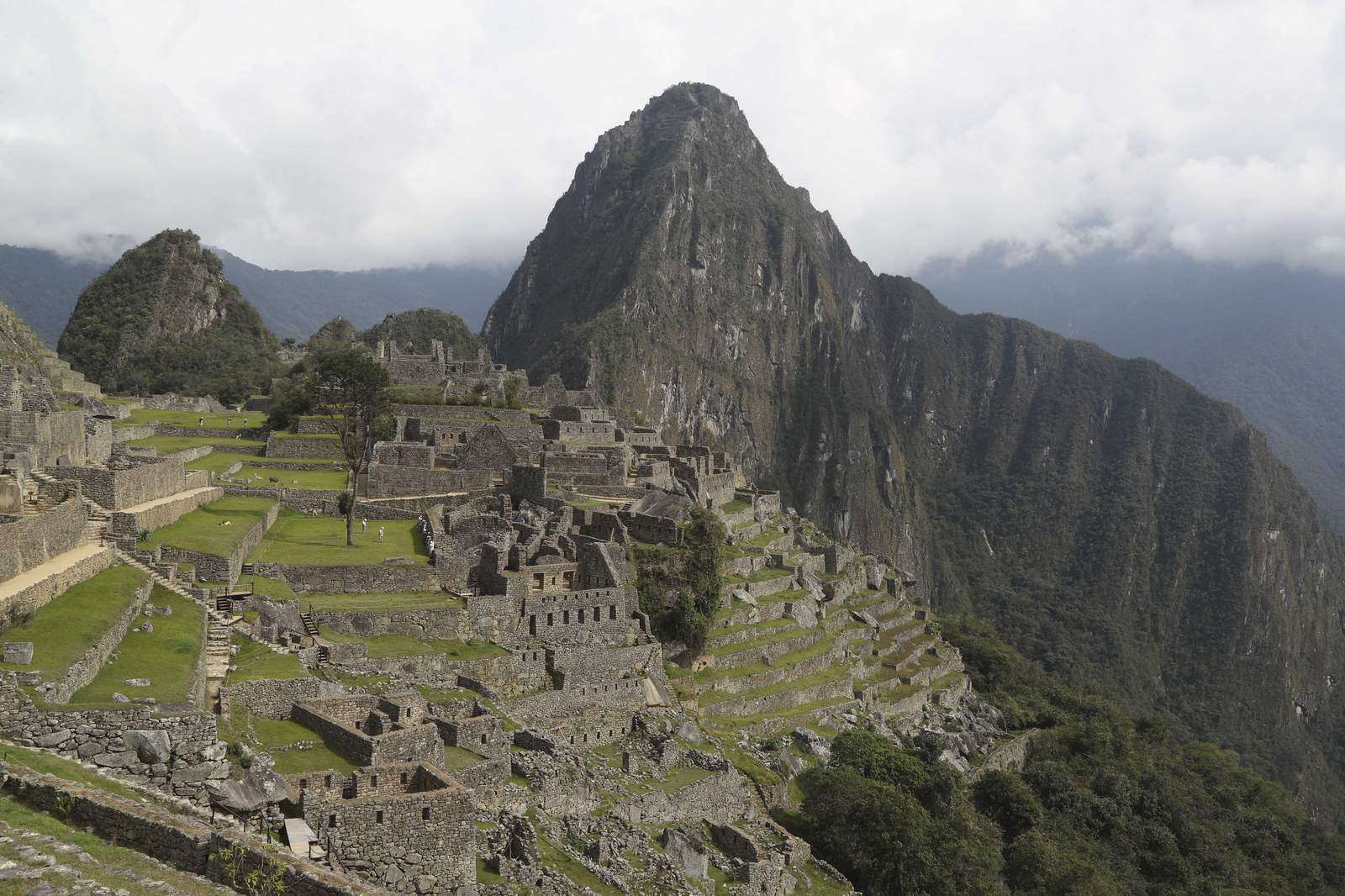 Peru to tourists: Stop getting naked at Machu Picchu 