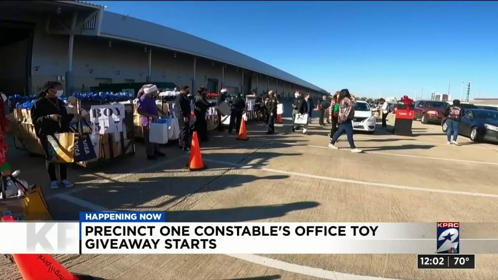 Precinct 1 Constable’s Office spreads much-needed holiday cheer with toy drive