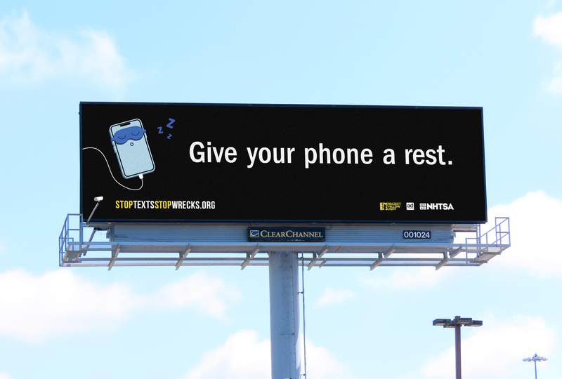 Houston student wins national award for billboard she designed to stop distracted driving
