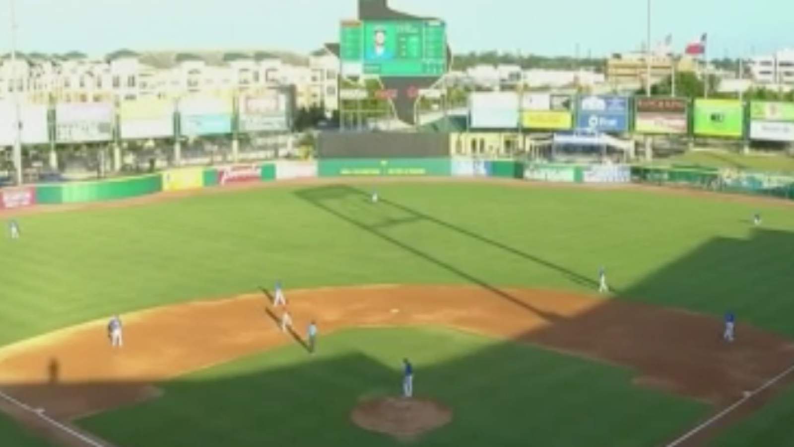 Fans watch first in-person baseball game amid COVID-19 pandemic in Sugar Land