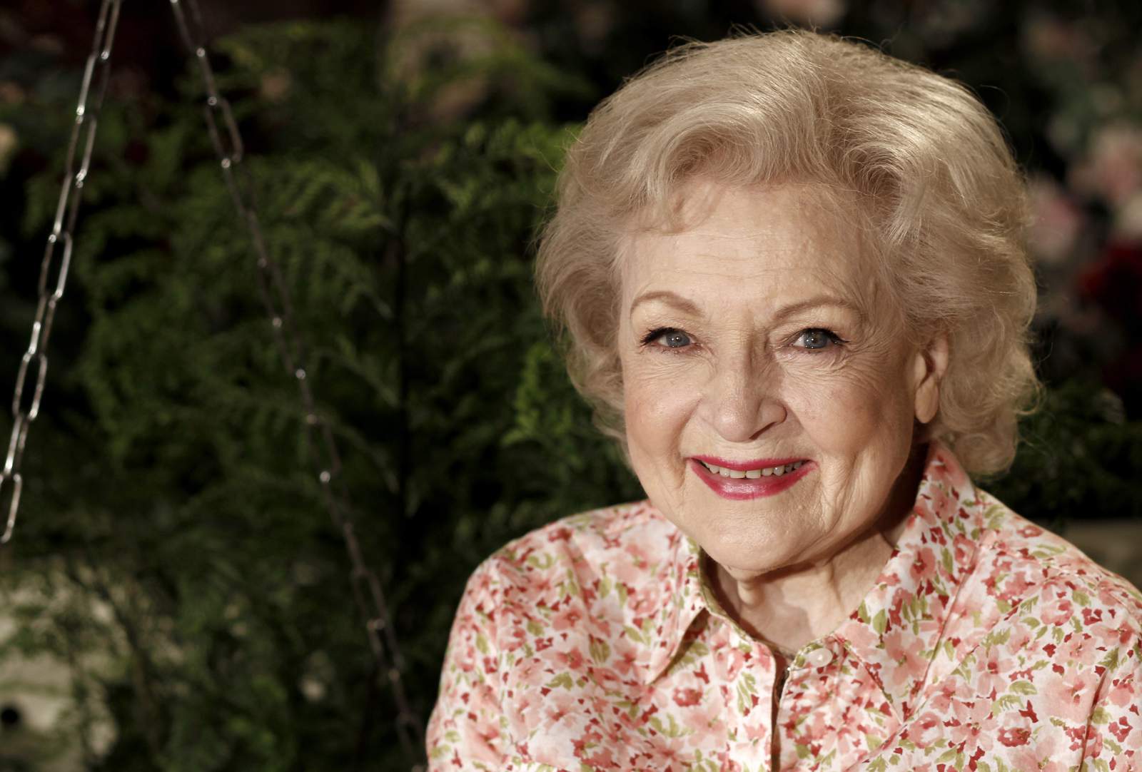 Texas zoo pays tribute to Betty White on her 99th birthday