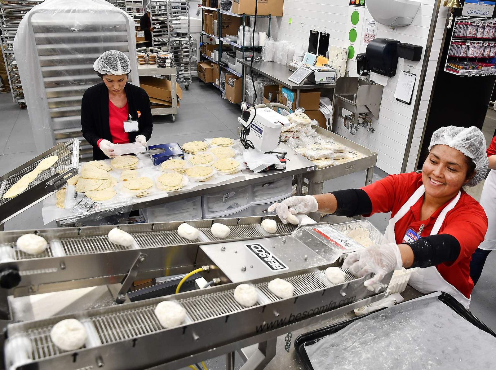 This H-E-B hack gets you free warm tortillas