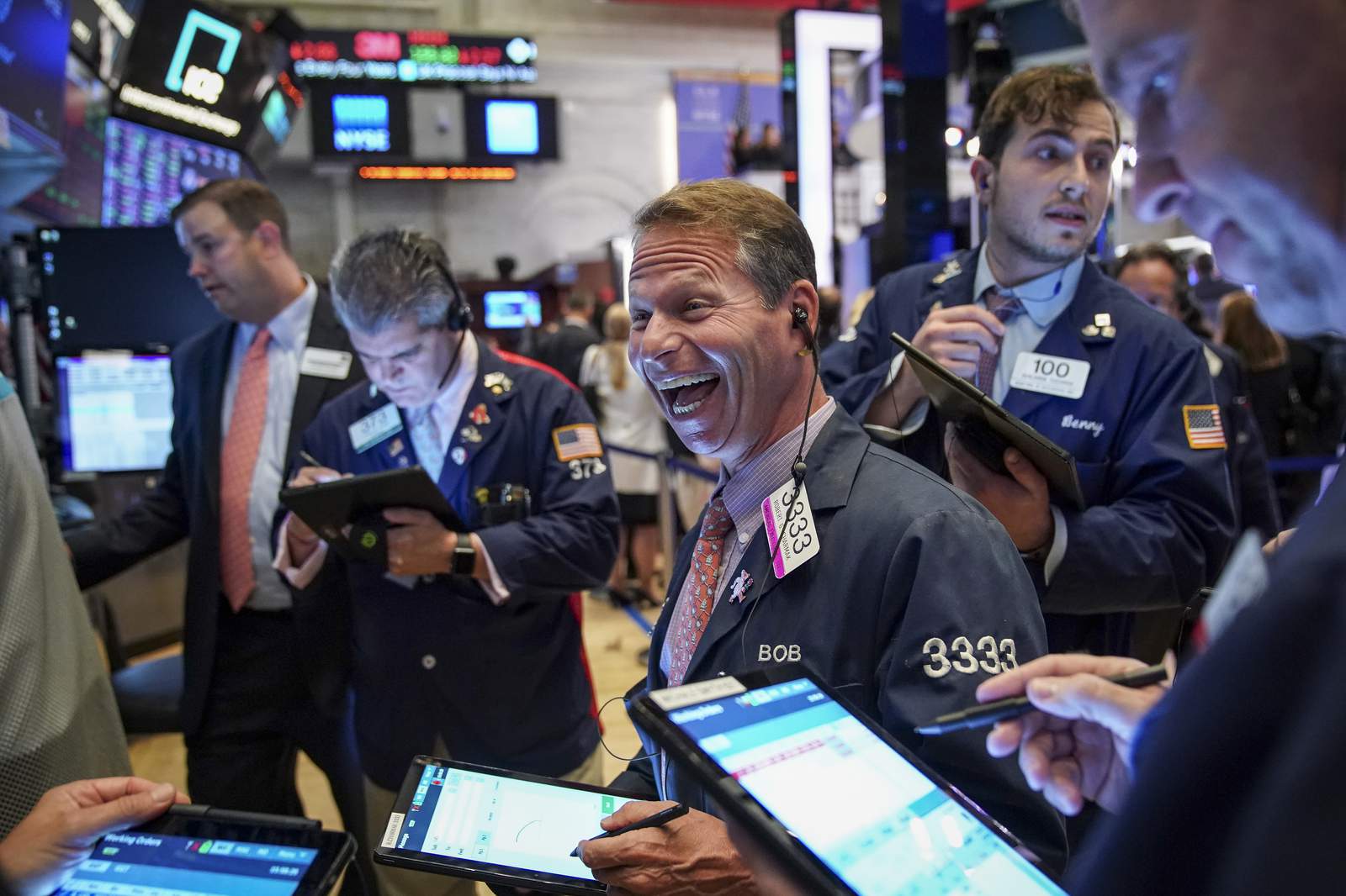 Economists just dropped the R-bomb  and Wall Street still rallied